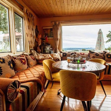 B&B Panorama St-Pierre-de-l'Île-d'Orléans Екстериор снимка