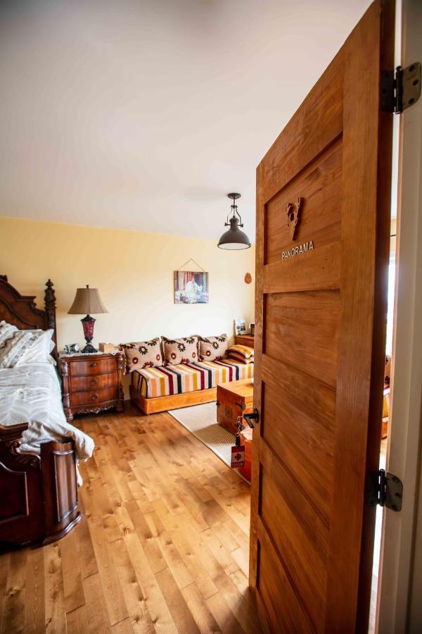 B&B Panorama St-Pierre-de-l'Île-d'Orléans Екстериор снимка
